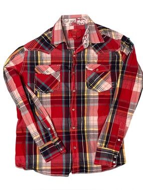 Men’s Medium Red Plaid Pearl snap shirt!